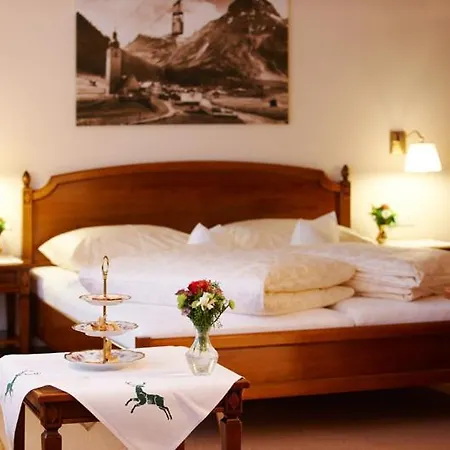 酒店 Kuschelhotel Monzabon 莱赫阿尔贝格