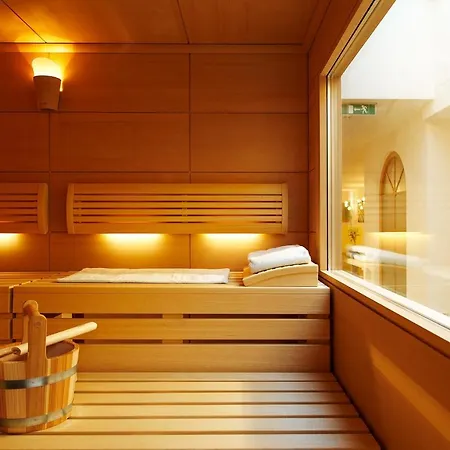 酒店 Kuschelhotel Monzabon 莱赫阿尔贝格