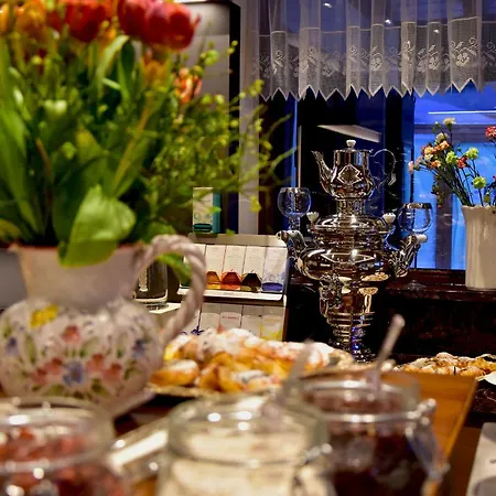 Kuschelhotel Monzabon 莱赫阿尔贝格